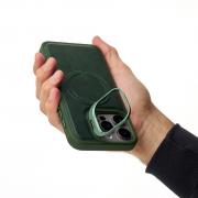 Чехол MagSafe LEATHER CAMERA CASE для iPhone 15 Pro темно-зеленый