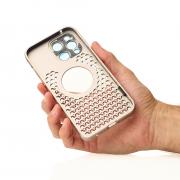 Металлический чехол MagSafe AROMA PERFORATED METAL для iPhone 14 Pro золотой