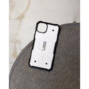 Противоударный чехол UAG с поддержкой MagSafe для IPhone 13 Pro white