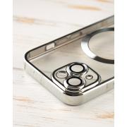 Силиконовый чехол SHINING with MagSafe для iPhone 15 Plus серебряный