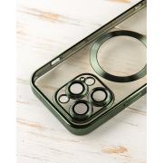 Силиконовый чехол SHINING с поддержкой MagSafe для iPhone 15 Pro зеленый