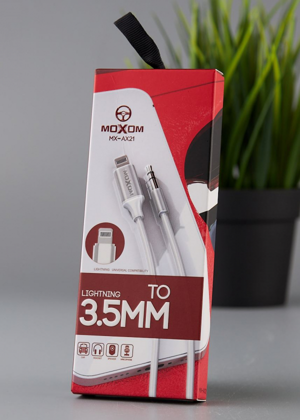 AUX- кабель MOXOM (MX-AX21) Lightning to 3.5mm белый