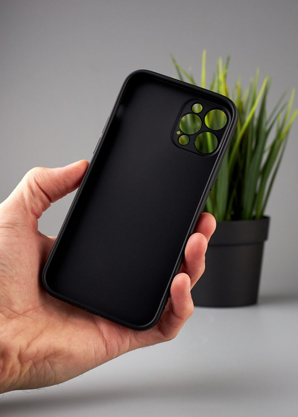 Силиконовый чехол Graphite для iPhone 12 Pro черный