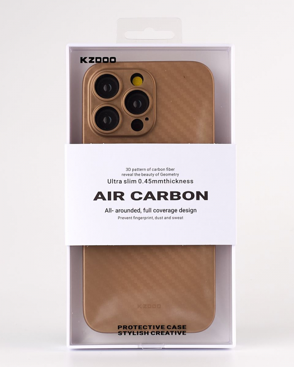 Карбоновый чехол K-DOO Air Carbon (UltraSlim 0.45mm) для iPhone 14 золотой