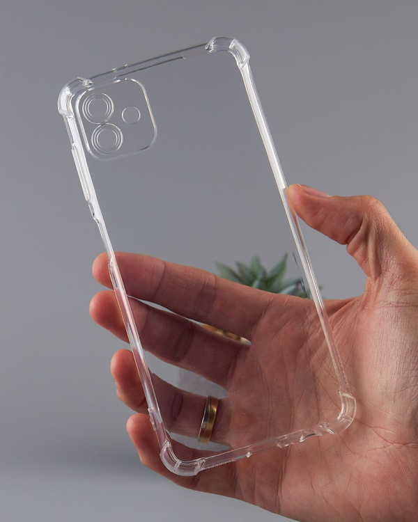 Силиконовый чехол WS SHOCKPROOF для Samsung A04 прозрачный