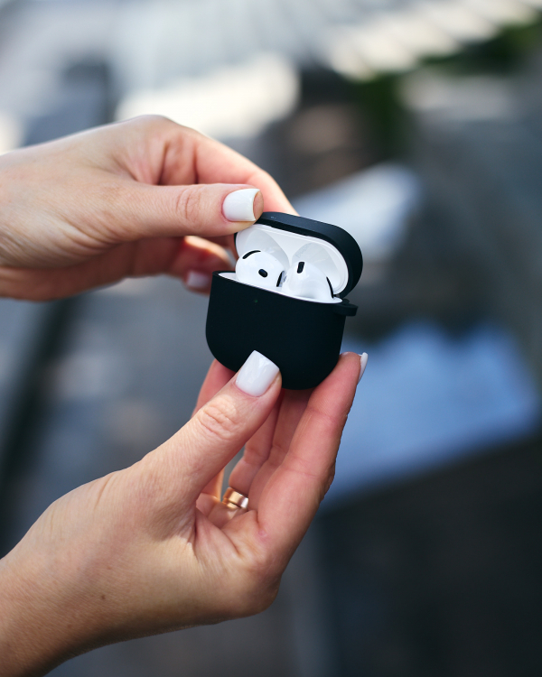 Чехол для Airpods 4 SOFT+Fiber black