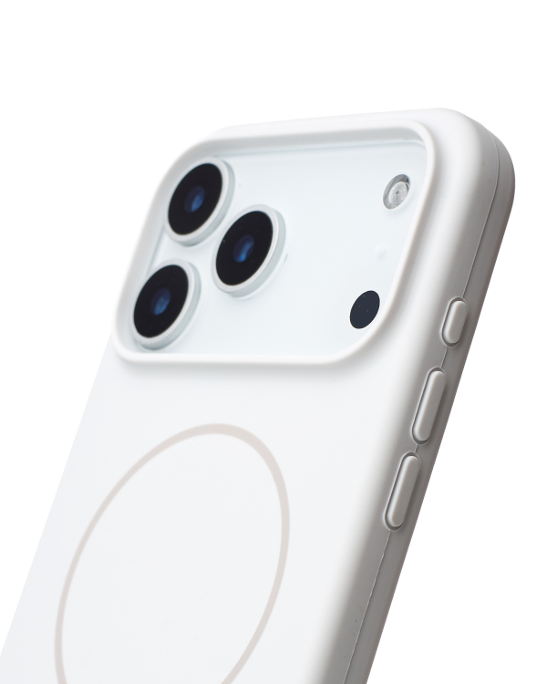 Силиконовый чехол Slim Ring Soft с поддержкой MagSafe для iPhone 17 Pro white