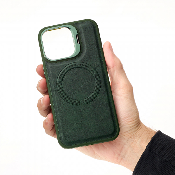 Чехол LEATHER CAMERA CASE с поддержкой MagSafe для iPhone 14 Pro темно-зеленый