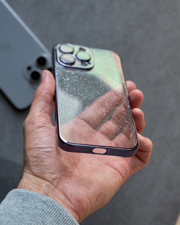 Пластиковый чехол GLITTER для iPhone 15 Pro Max фиолетовый