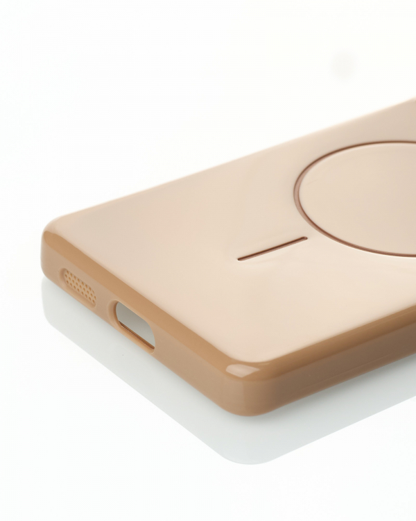 Чехол Glamour Beats Case with MagSafe для Samsung S21 Ultra desert titanium