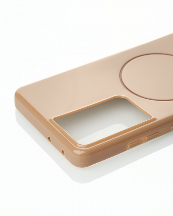 Чехол Glamour Beats Case with MagSafe для Samsung S21 Ultra desert titanium