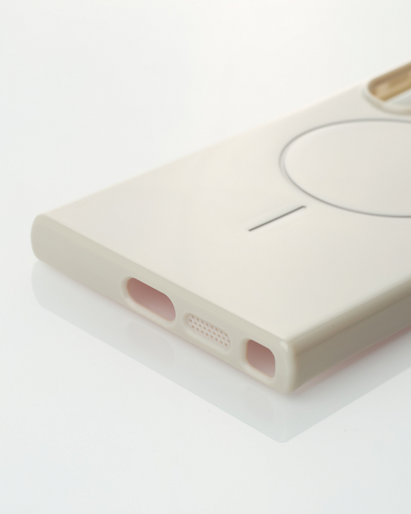 Силиконовый чехол Slim Ring Glamour с поддержкой MagSafe для Samsung S22 Ultra natural titanium