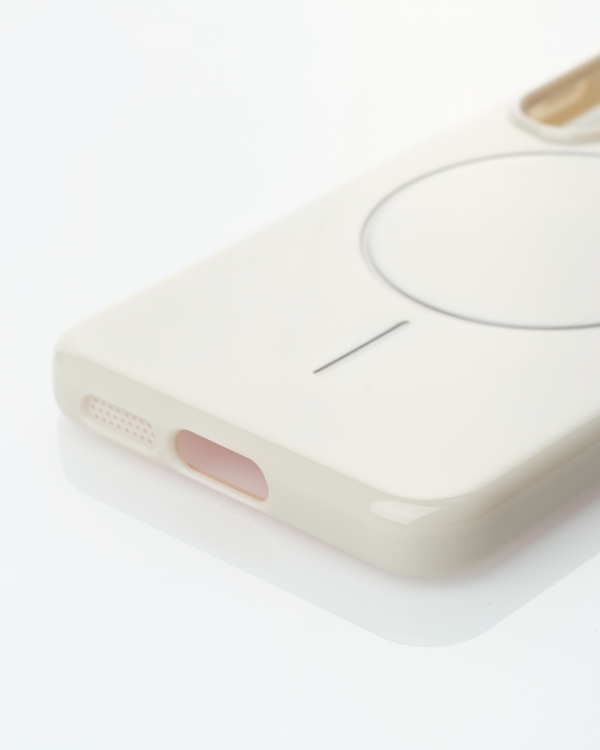 Чехол Glamour Beats Case with MagSafe для Samsung S23 natural titanium