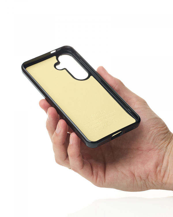 Силиконовый чехол Slim Ring Glamour с поддержкой MagSafe для Samsung S25 black