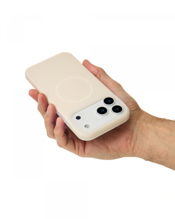 Чехол Liquid Silicone Full с поддержкой MagSafe для iPhone 17 Pro Max cream