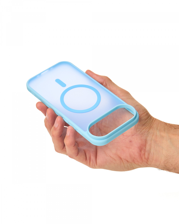 Силиконовый чехол MATTE с поддержкой MagSafe для iPhone 17 AIR light blue