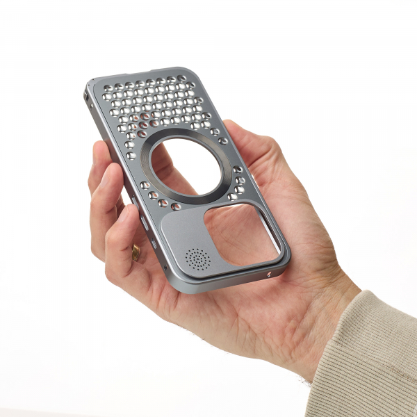 Металлический чехол MagSafe AROMA PERFORATED METAL для iPhone 14 Pro Max серый