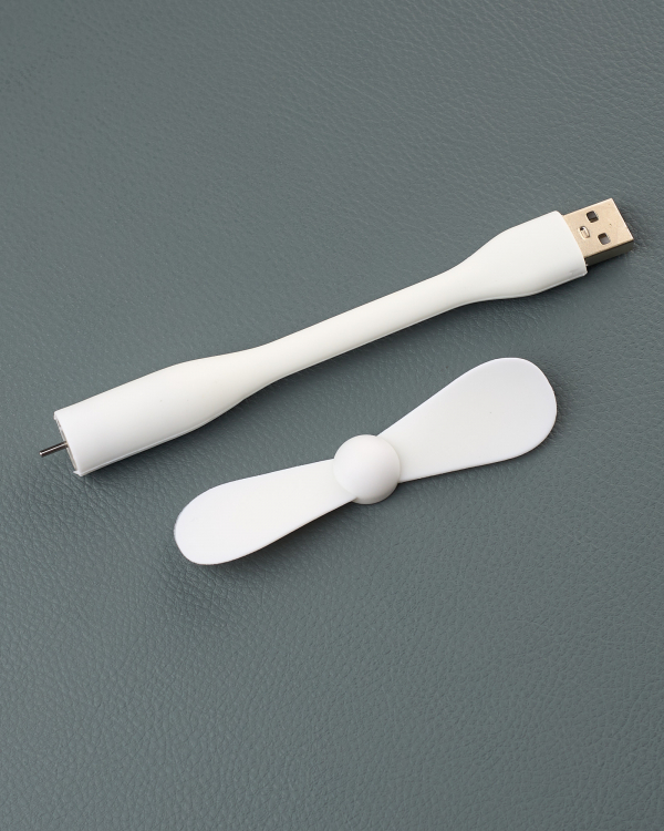 Портативный USB вентилятор белый