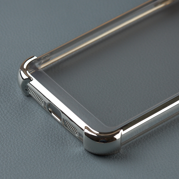 Пластиковый чехол FRAME CORNER для iPhone 12 серебряный