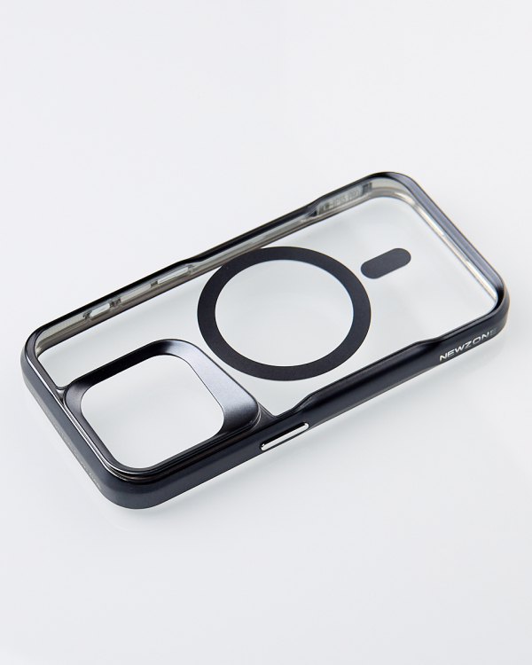 Пластиковый чехол MagSafe NEWZONE для iPhone 14 Pro Max черный