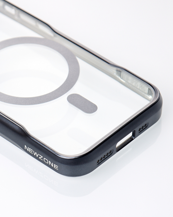 Пластиковый чехол MagSafe NEWZONE для iPhone 14 Pro Max черный