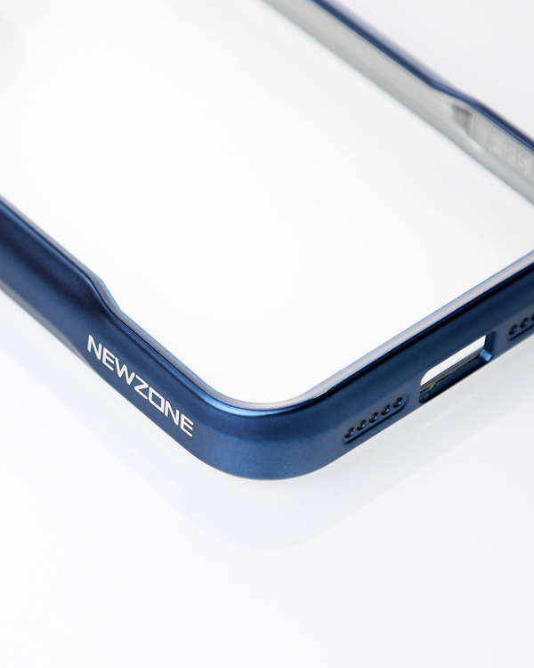 Пластиковый чехол NEWZONE для iPhone 13 Pro Max синий