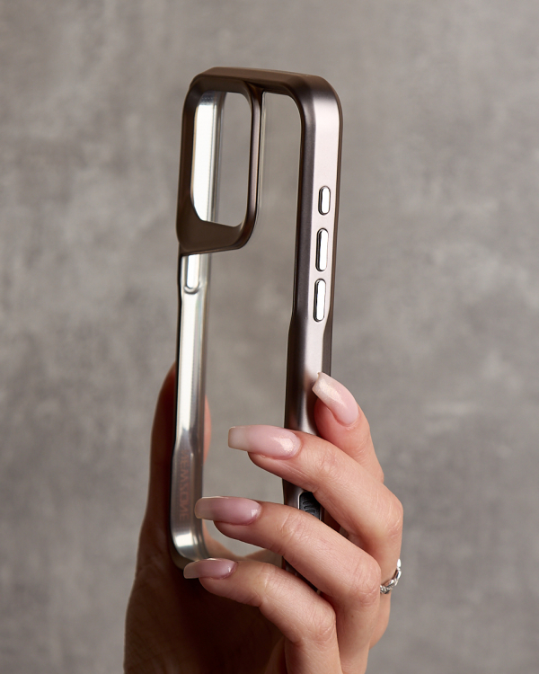 Пластиковый чехол NEWZONE для iPhone 13 Pro Max золотой