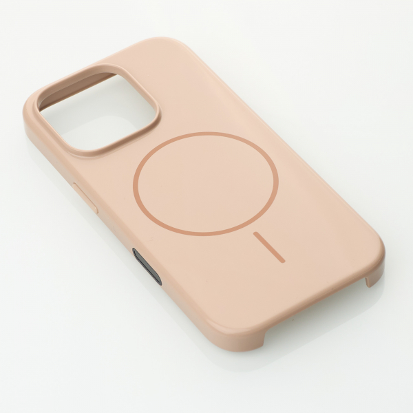 Поликарбонатный чехол Beats Case with MagSafe для iPhone 16 Pro desert titanium