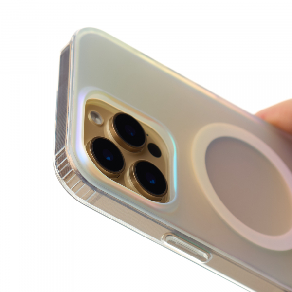 Полиуритановый чехол MagSafe Chameleon matte для iPhone 16 Pro