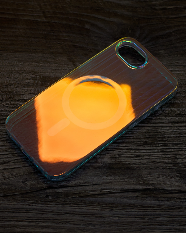 Полиуритановый чехол Linear с поддержкой MagSafe для iPhone 16E