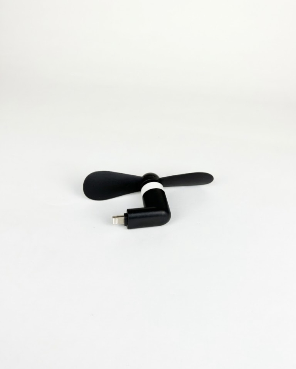 Портативный вентилятор Lightning черный