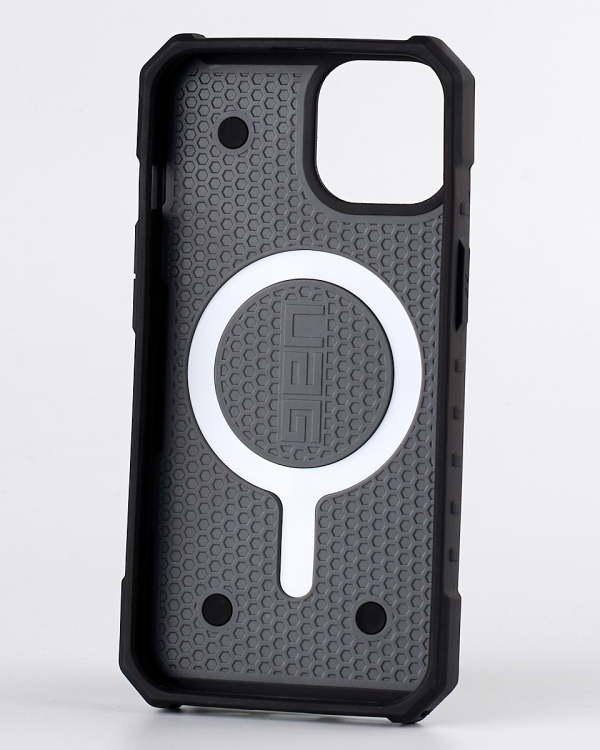 Противоударный чехол UAG с поддержкой MagSafe для IPhone 13 Pro graphite
