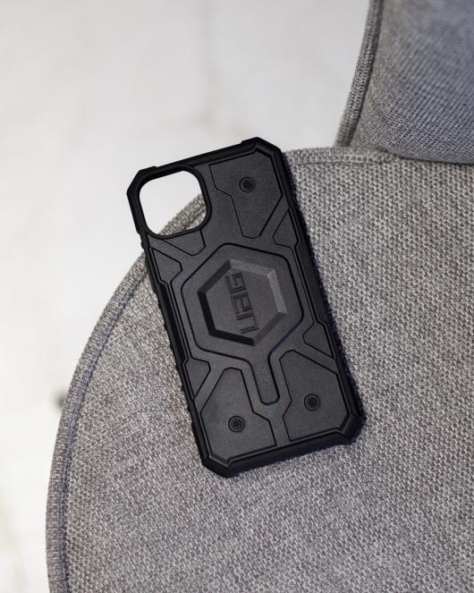 Противоударный чехол UAG для IPhone 14 Plus black