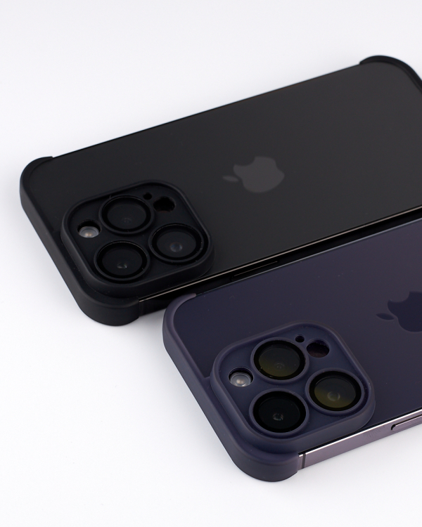 Силиконовая накладка CornerPad 3in1 для iPhone 14 Pro Max черный