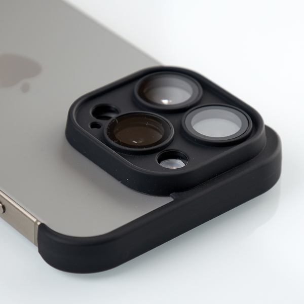 Силиконовая накладка CornerPad 3in1 для iPhone 15 Pro Max черный