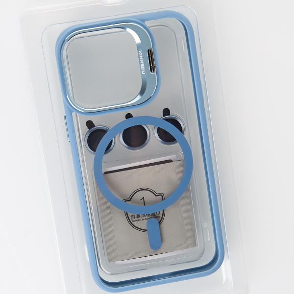 Силиконовый чехол MagSafe CAMERA GLASS PROTECTION для iPhone 13 голубой