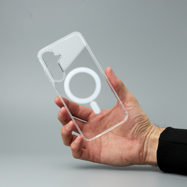 Силиконовый чехол CLEAR с поддержкой MagSafe для Samsung S24 FE Прозрачный