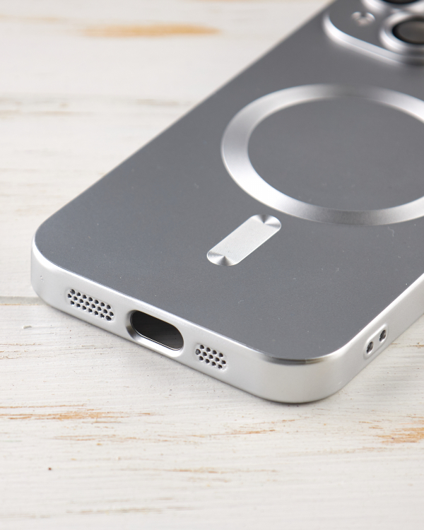 Силиконовый чехол MagSafe COLORS 2 + Camers Protection для iPhone 13 серебряный