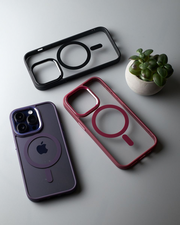 Силиконовый чехол MagSafe COLORS для iPhone 14 Pro Max бордовый