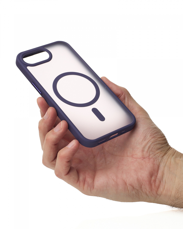 Силиконовый чехол MATTE с поддержкой MagSafe для iPhone 16E dark purple