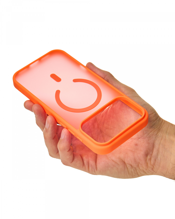 Силиконовый чехол MATTE с поддержкой MagSafe для iPhone 17 Pro Max orange