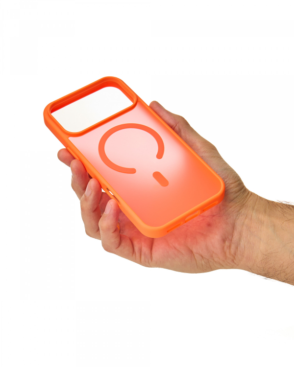 Силиконовый чехол MATTE с поддержкой MagSafe для iPhone 17 Pro Max orange