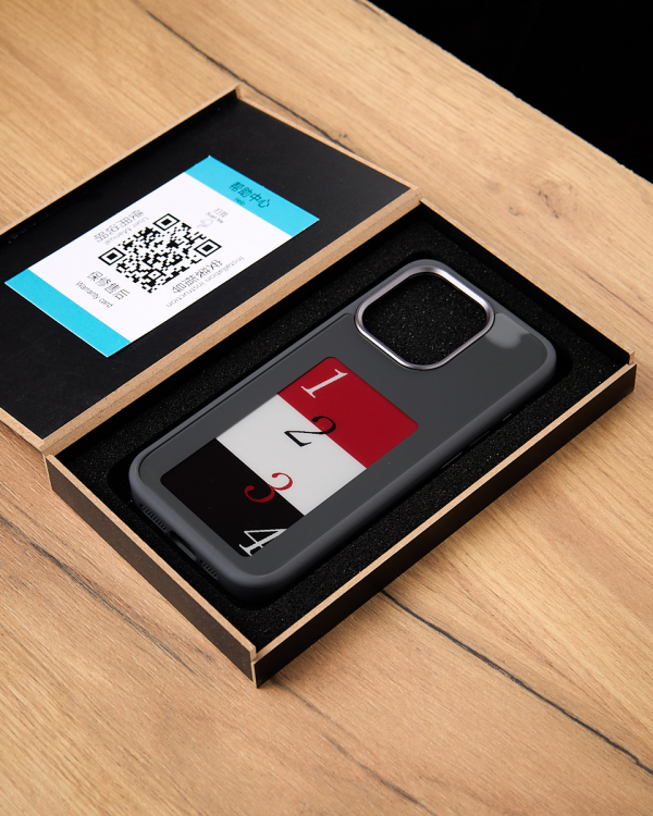 Силиконовый чехол NFC для iPhone 15 Pro черный