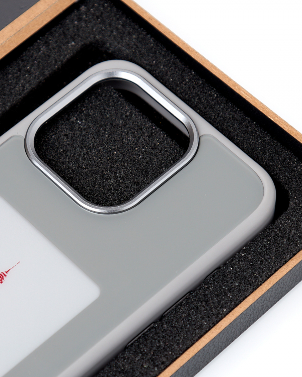 Силиконовый чехол NFC для iPhone 15 Pro серый