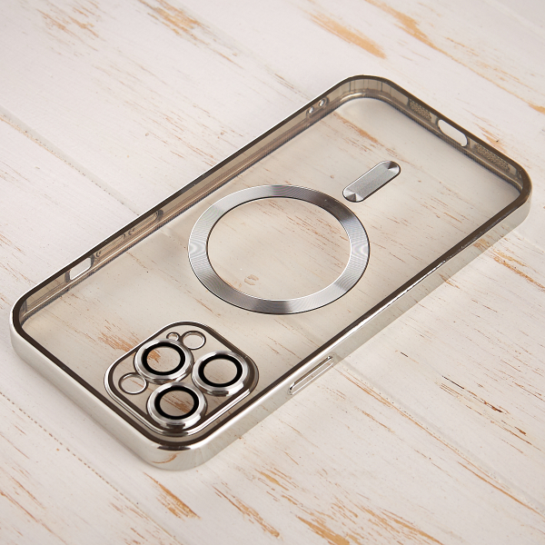 Силиконовый чехол SHINING с поддержкой MagSafe для iPhone 14 Pro серебряный