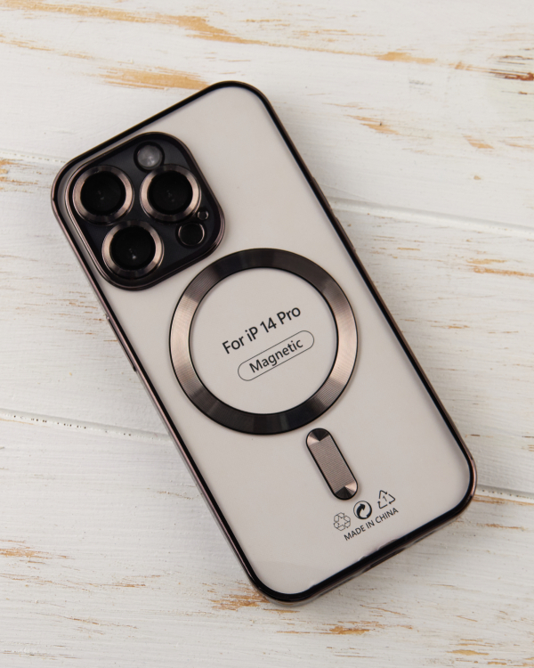 Силиконовый чехол SHINING с поддержкой MagSafe для iPhone 14 Pro черный