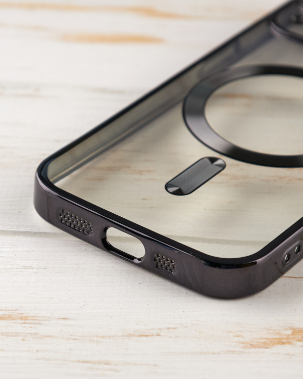 Силиконовый чехол SHINING с поддержкой MagSafe для iPhone 15 черный