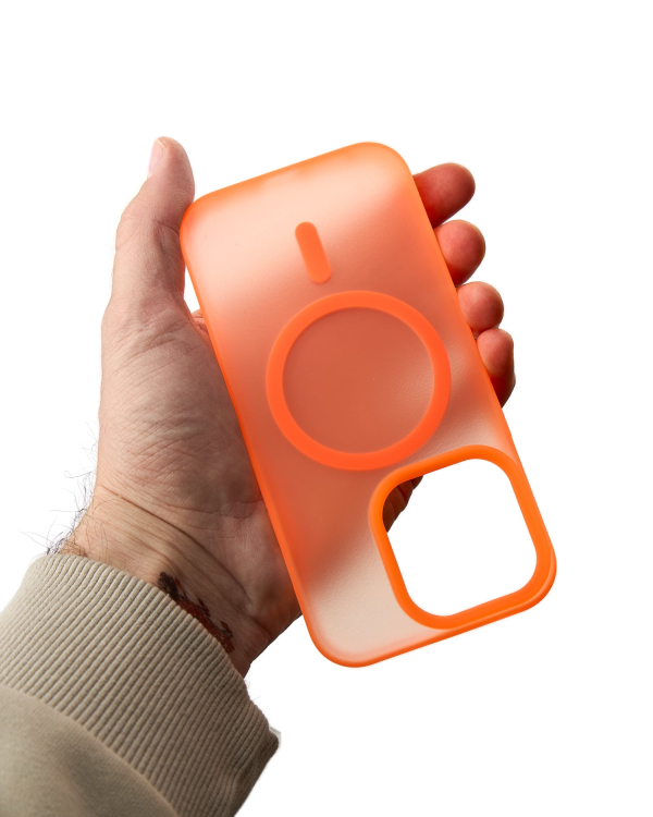 Силиконовый чехол SOFT MATT с поддержкой MagSafe для iPhone 12/12 Pro orange