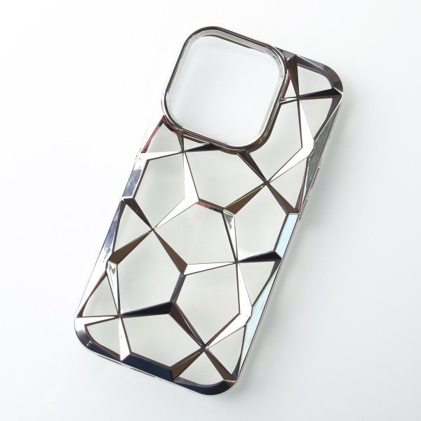 Силиконовый чехол THREE-DIMENSIONAL DIAMOND для iPhone 15 Pro серебряный