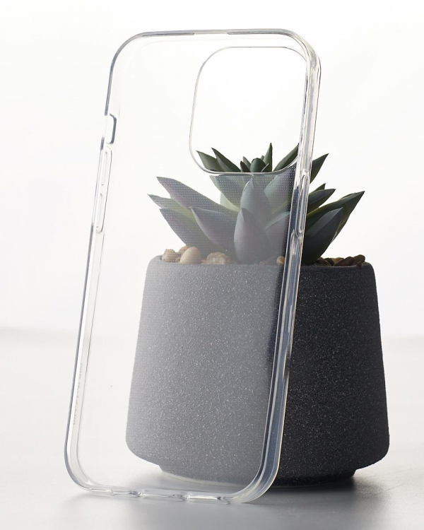 Силиконовый чехол WS для iPhone 14 Pro прозрачный